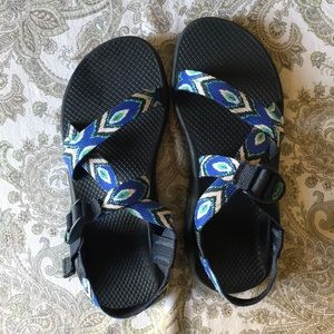 Chacos sz 8 peacock single strap sandal
